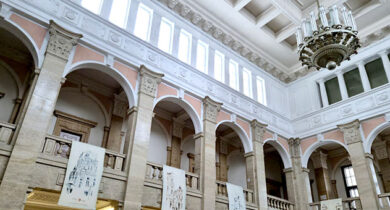 ЖП гара Русе фоайе