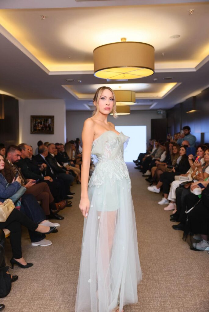 Designer gown from Büşra Canay